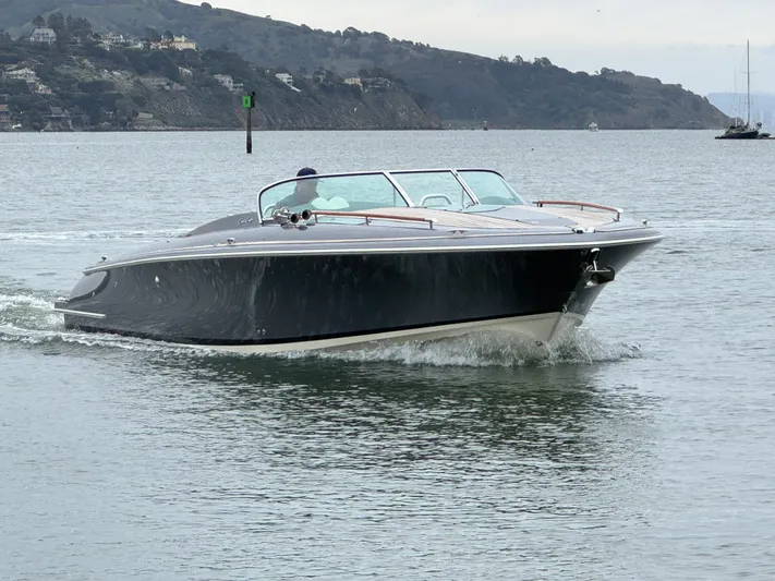 Sportin Life Yacht Photos Pics 