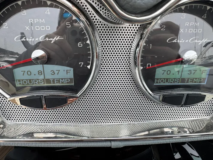 Sportin Life Yacht Photos Pics 