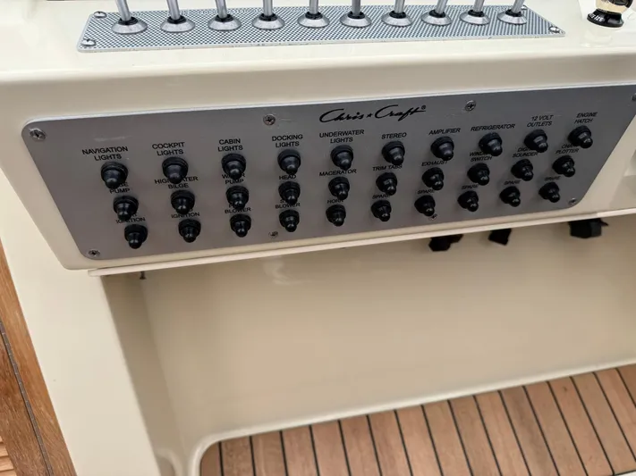 Sportin Life Yacht Photos Pics 