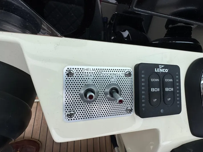 Sportin Life Yacht Photos Pics 