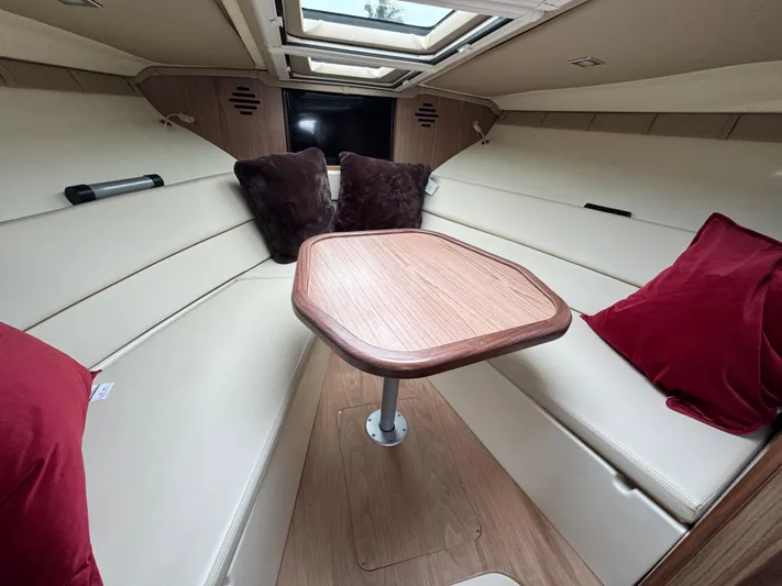 Sportin Life Yacht Photos Pics 