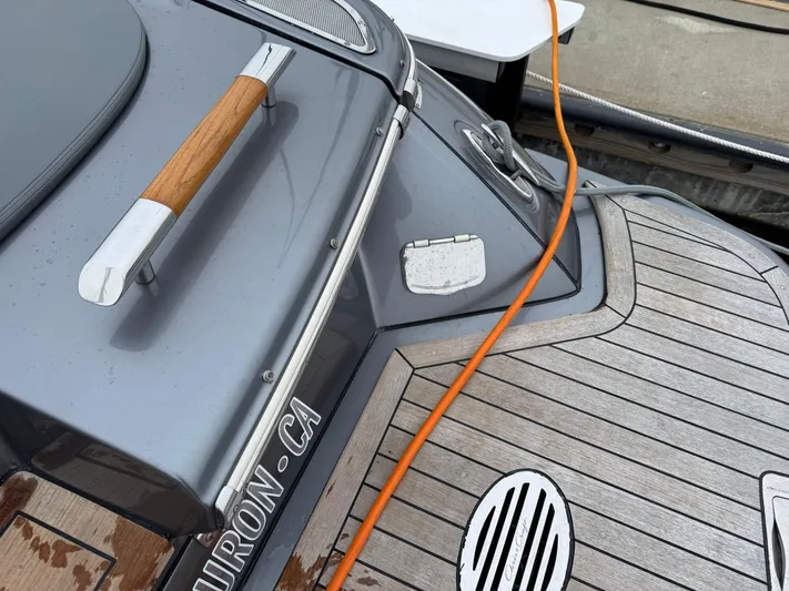 Sportin Life Yacht Photos Pics 