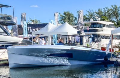 Yacht