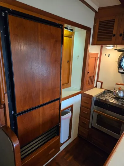 Dovekie Yacht Photos Pics 