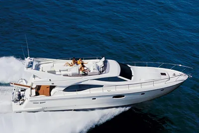 2007 Ferretti Yachts 591