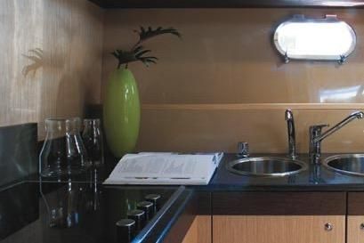 2007 Ferretti Yachts 60 