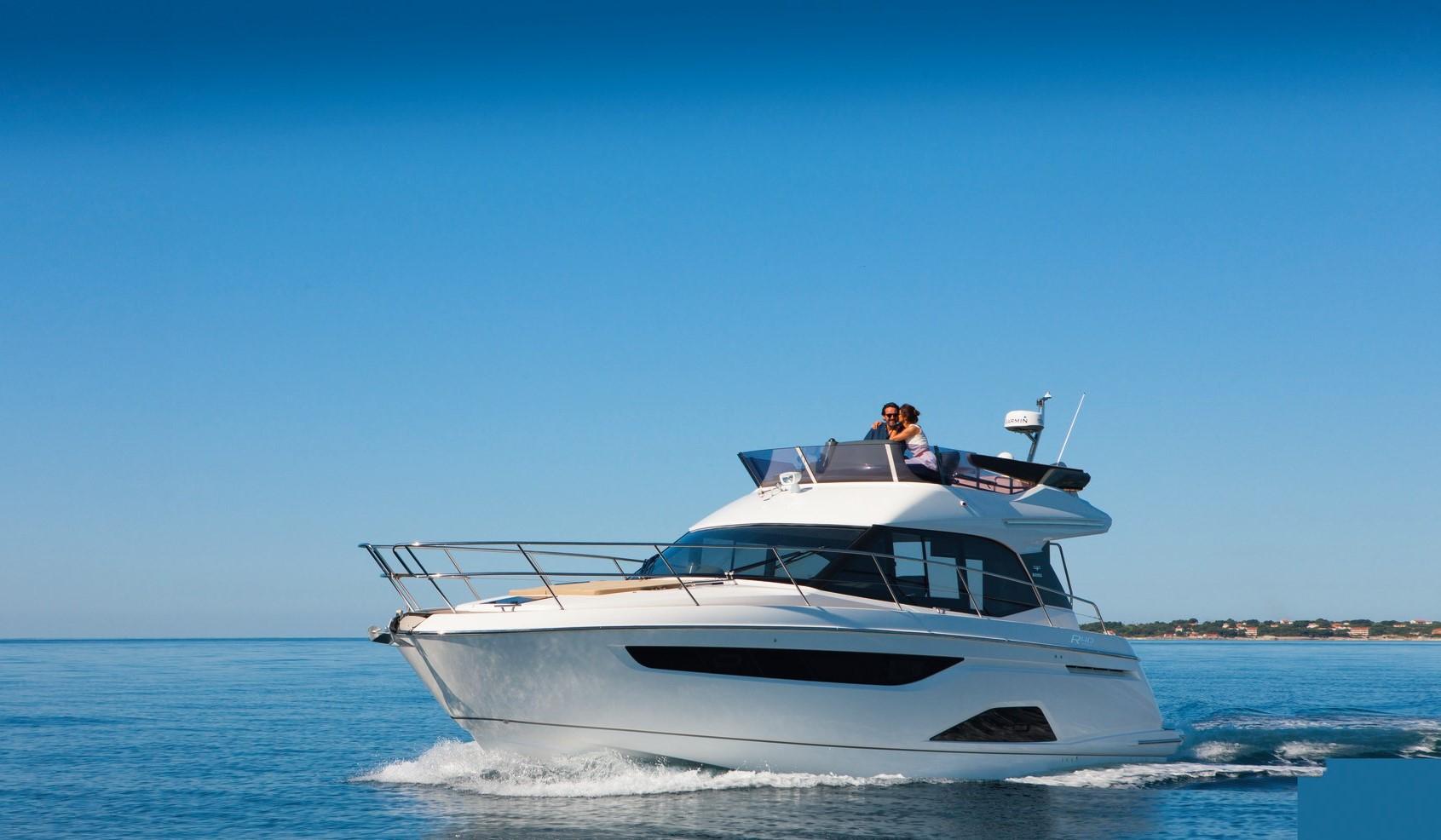 2023 Bavaria R40 Fly