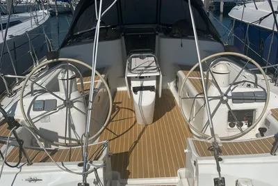 2002 Jeanneau Sun Odyssey 43
