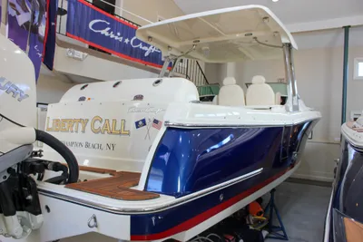 Chris-Craft Calypso 30