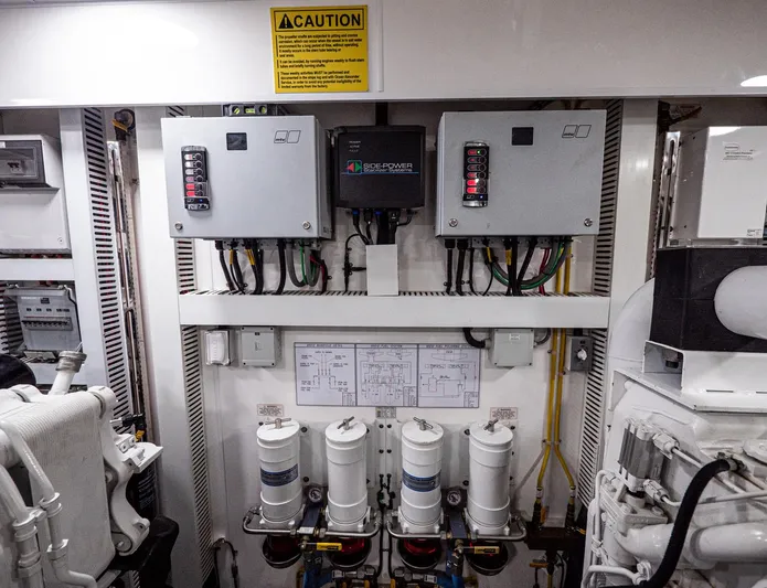 Live Mas Yacht Photos Pics 