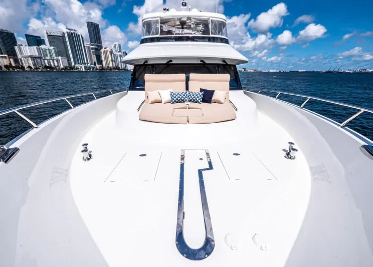 Live Mas Yacht Photos Pics 