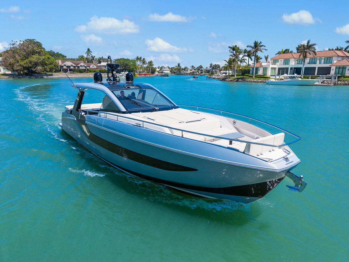 2022 Azimut 47 