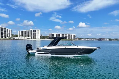Monterey 275SS