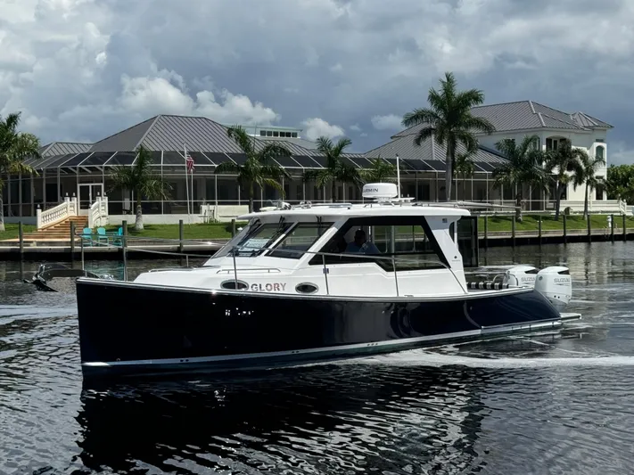 Glory Yacht Photos Pics 