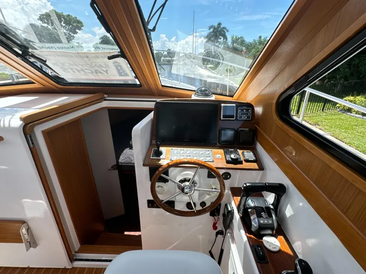 Glory Yacht Photos Pics 