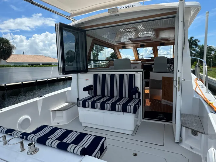 Glory Yacht Photos Pics 