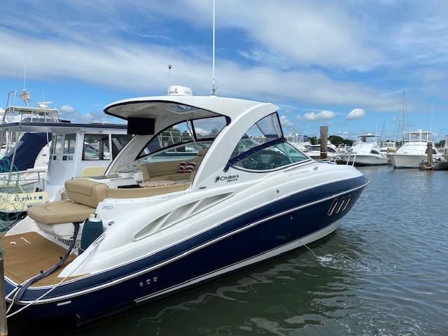 cruisers yachts 350 express for sale