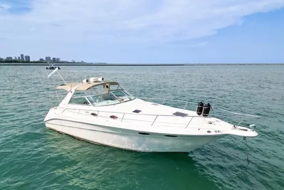 Sea Ray 330 Sundancer