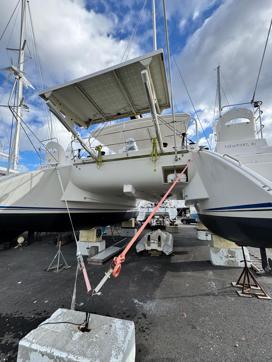2003 Catana 43 