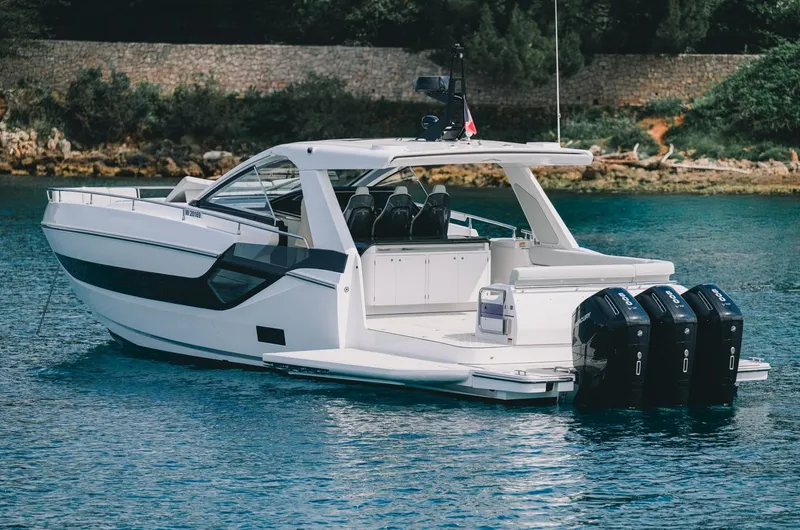  Yacht Photos Pics 