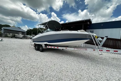 NauticStar 203 DC