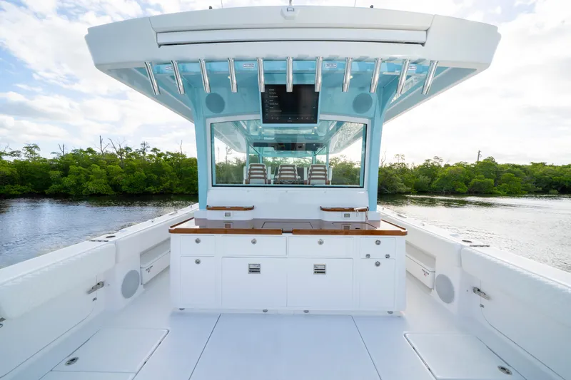  Yacht Photos Pics 2026 HCB 56 Suenos GIX boat interior with sleek design and modern amenities.
