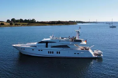 2005 Fairline Squadron 74