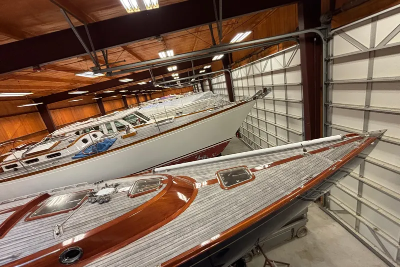 Bamboozle Yacht Photos Pics Spirit Yachts R46, 2010 model, stored indoors with other boats.