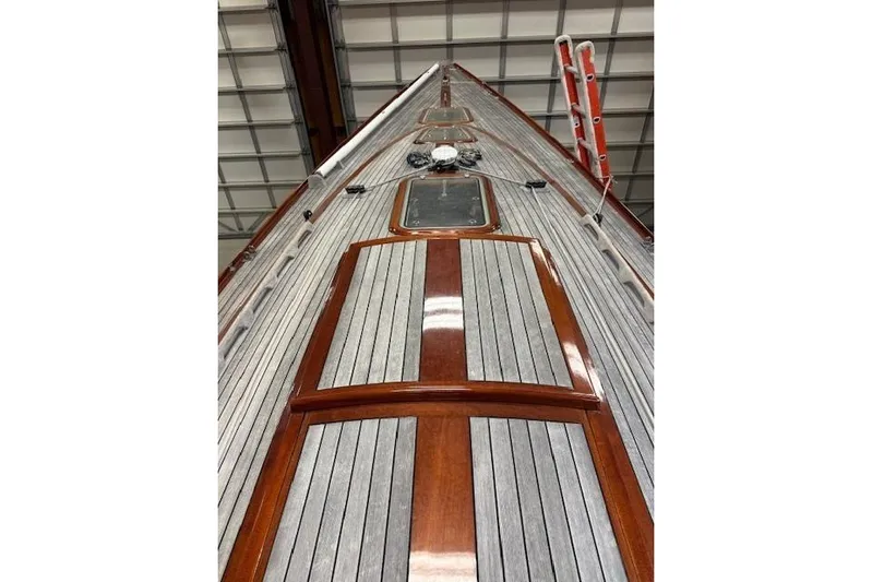 Bamboozle Yacht Photos Pics Deck view of 2010 Spirit Yachts R46 sailboat with wooden accents and sleek design.