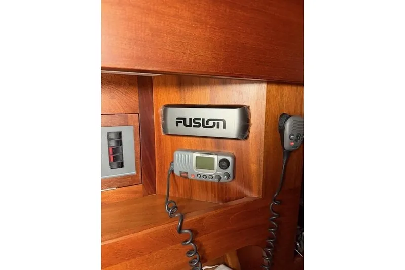 Bamboozle Yacht Photos Pics Wooden interior of 2010 Spirit Yachts R46 with Fusion audio system and radio.