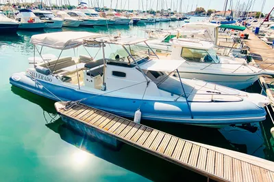 2016 Nautica Cab silverado 9