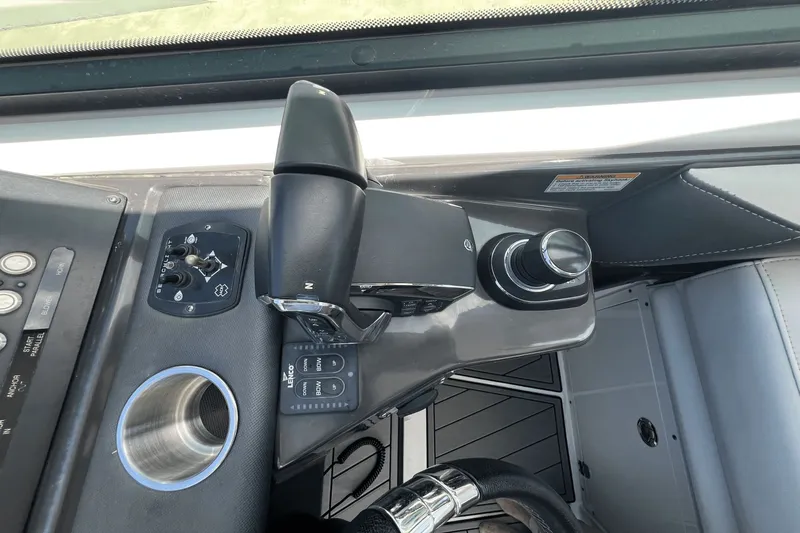 Crypto Current-sea Yacht Photos Pics 