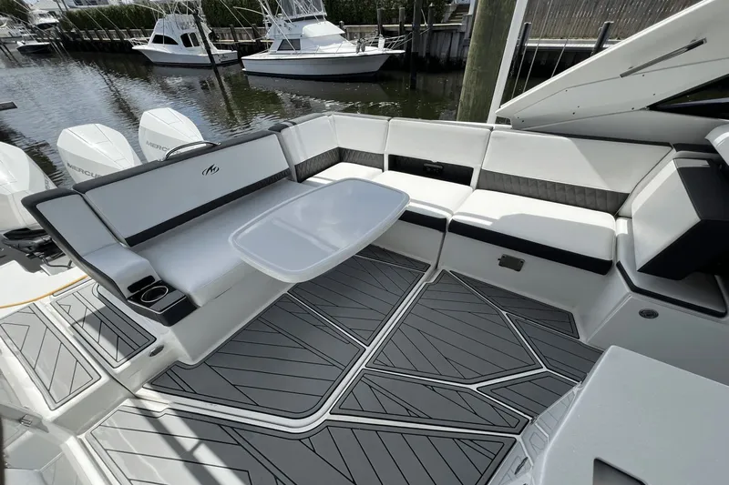 Crypto Current-sea Yacht Photos Pics 