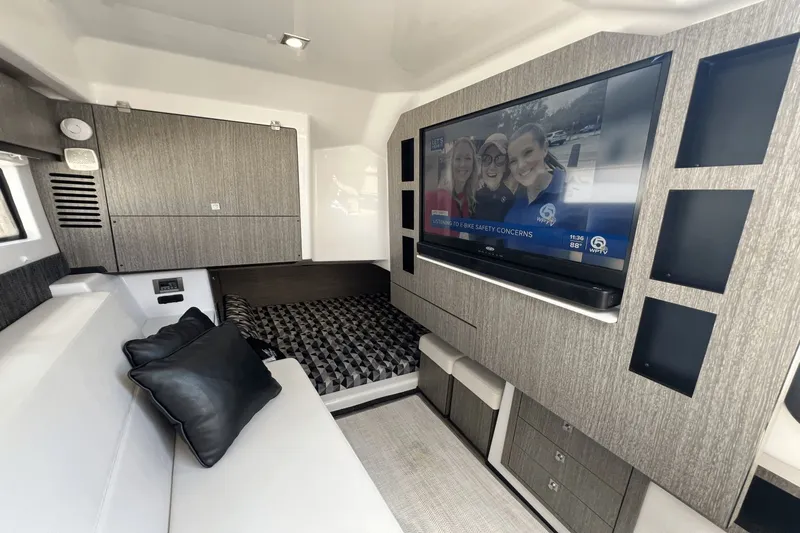 Crypto Current-sea Yacht Photos Pics 