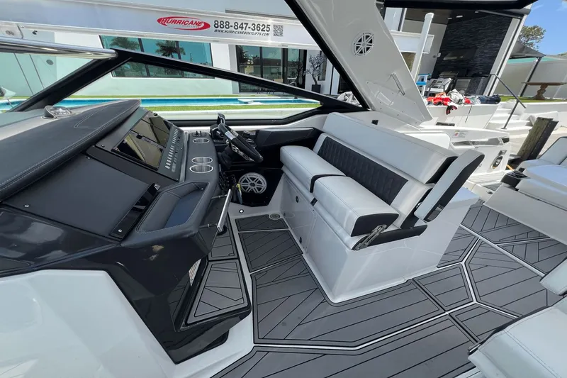 Crypto Current-sea Yacht Photos Pics 