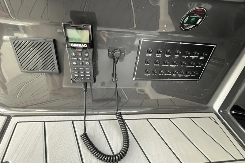 Crypto Current-sea Yacht Photos Pics 