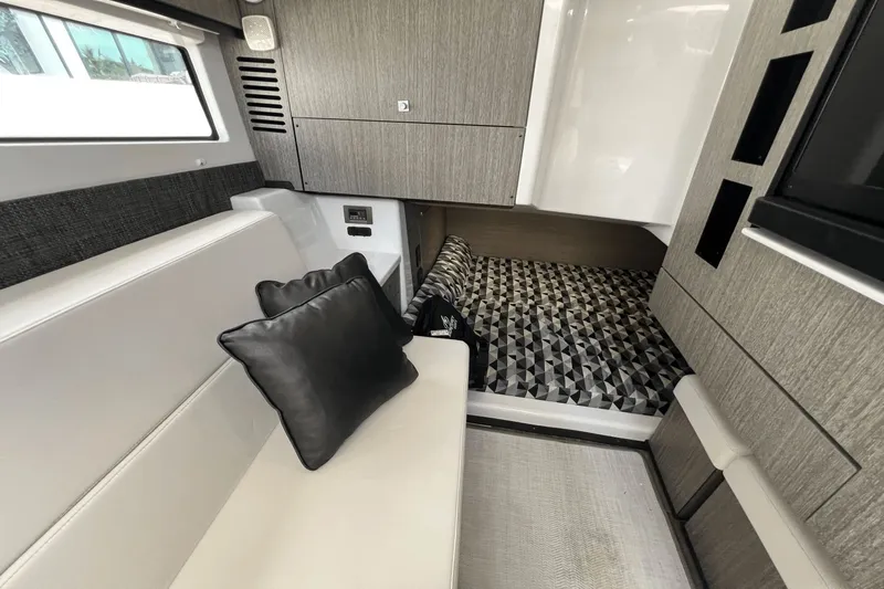 Crypto Current-sea Yacht Photos Pics 