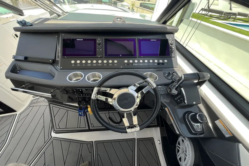 Crypto Current-sea Yacht Photos Pics 