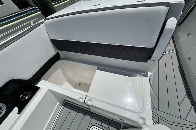 Crypto Current-sea Yacht Photos Pics 