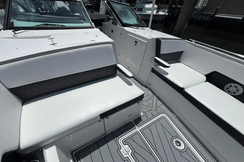 Crypto Current-sea Yacht Photos Pics 