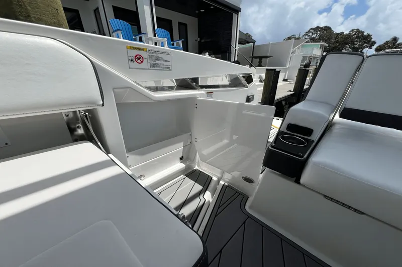 Crypto Current-sea Yacht Photos Pics 