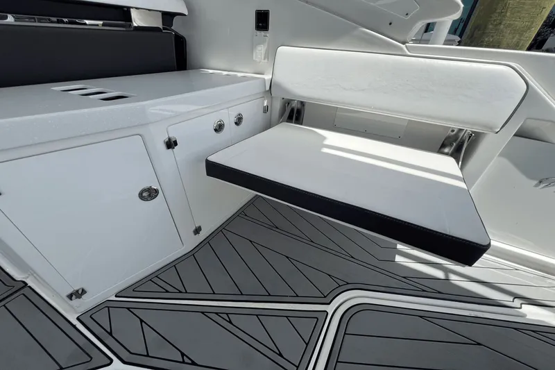 Crypto Current-sea Yacht Photos Pics 