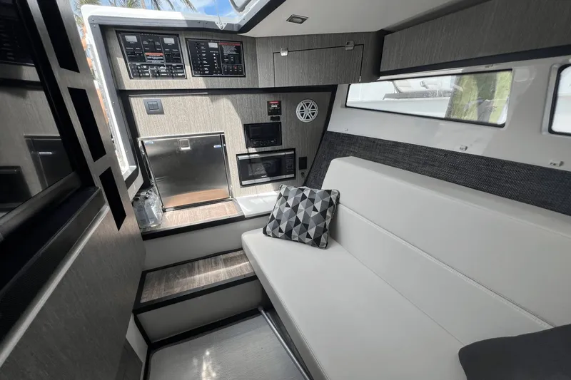 Crypto Current-sea Yacht Photos Pics 