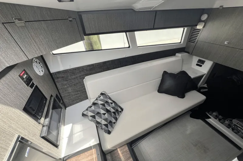 Crypto Current-sea Yacht Photos Pics 