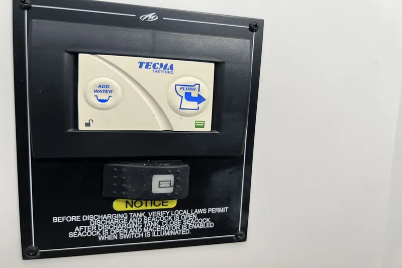 Crypto Current-sea Yacht Photos Pics 