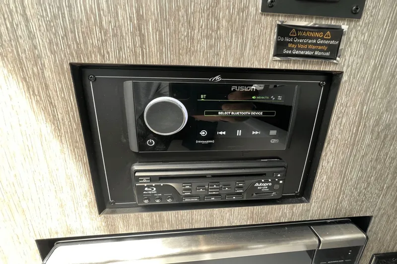 Crypto Current-sea Yacht Photos Pics 