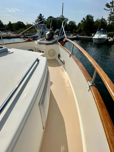 Wy Row Yacht Photos Pics 