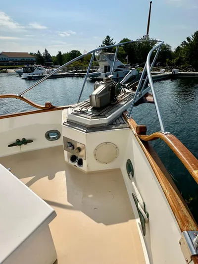 Wy Row Yacht Photos Pics 