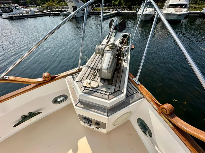 Wy Row Yacht Photos Pics 