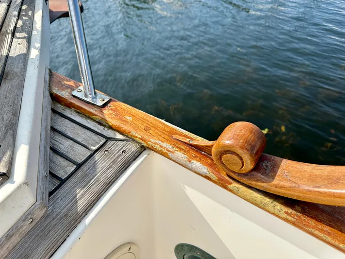 Wy Row Yacht Photos Pics 